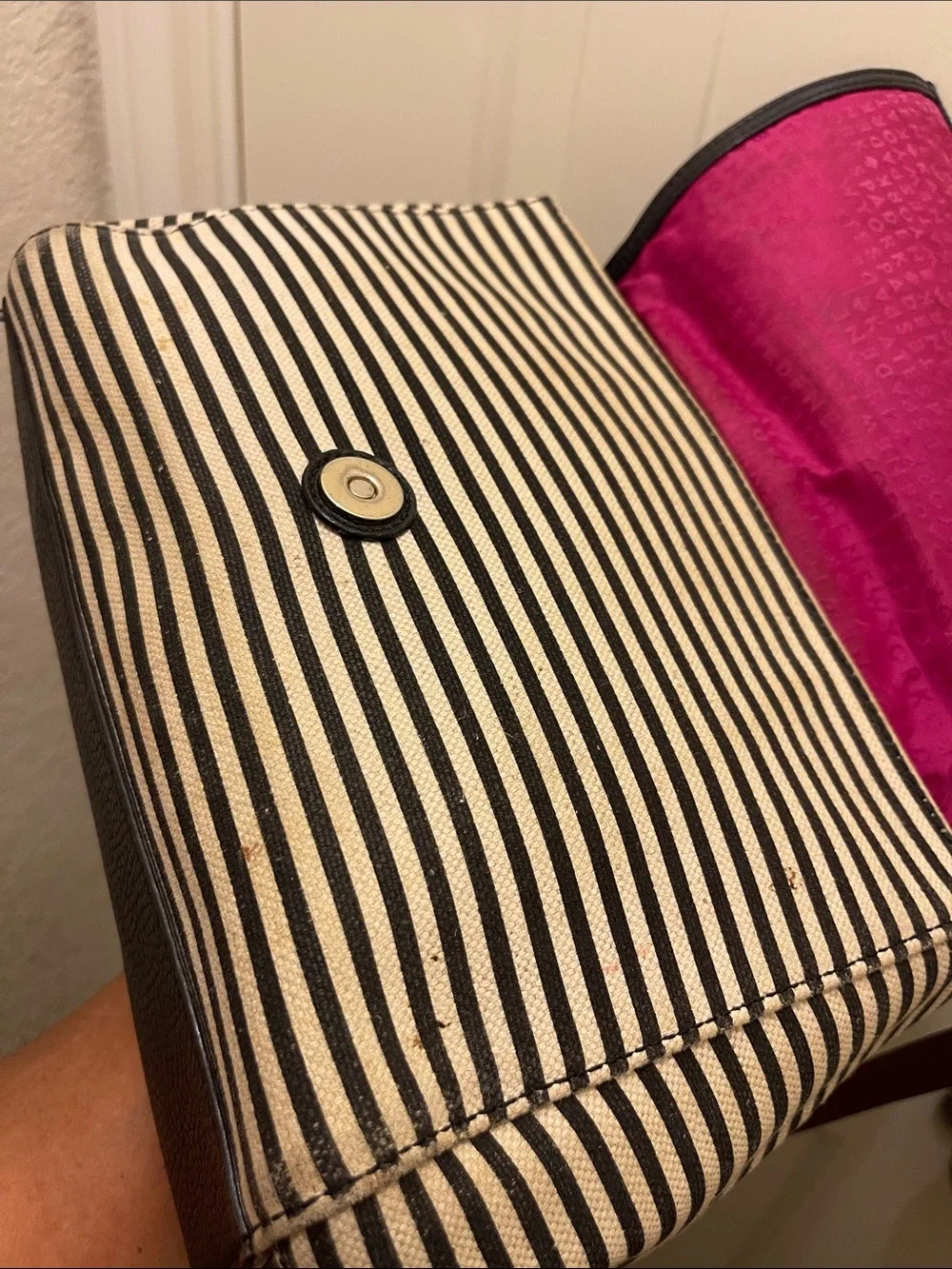 Kate Spade please check all picture of condition